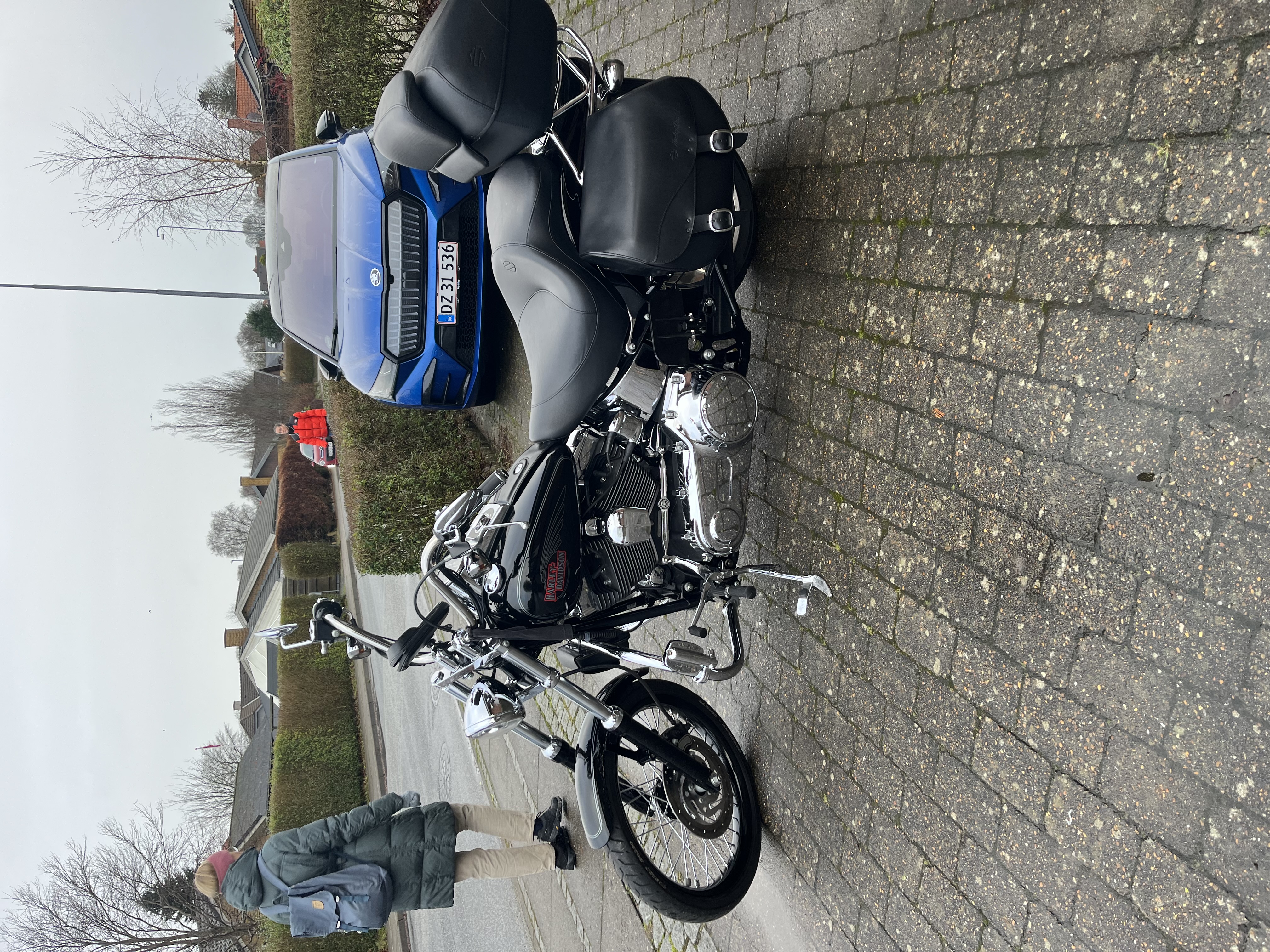 HARLEY DAVIDSON -
