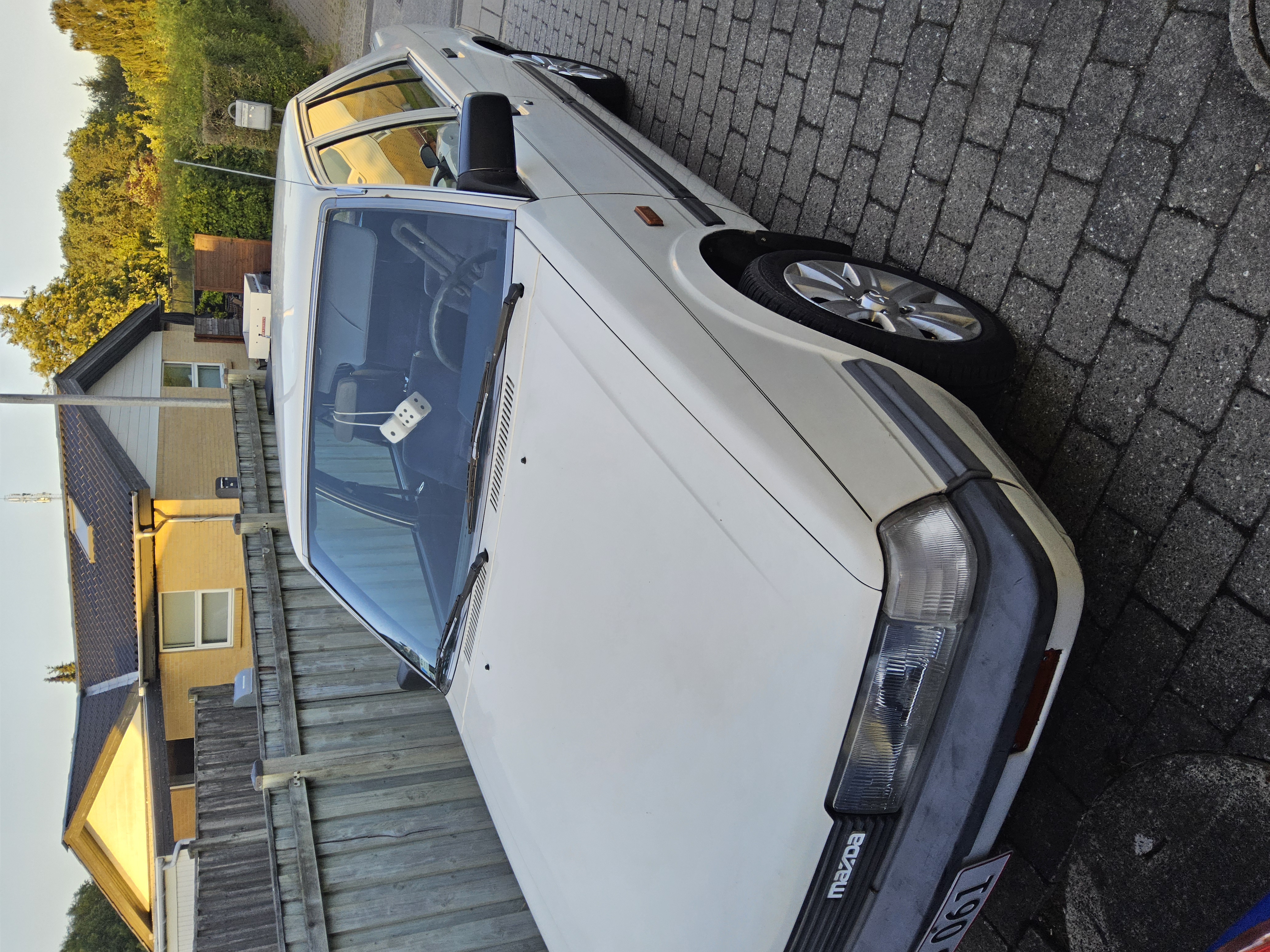 MAZDA 626